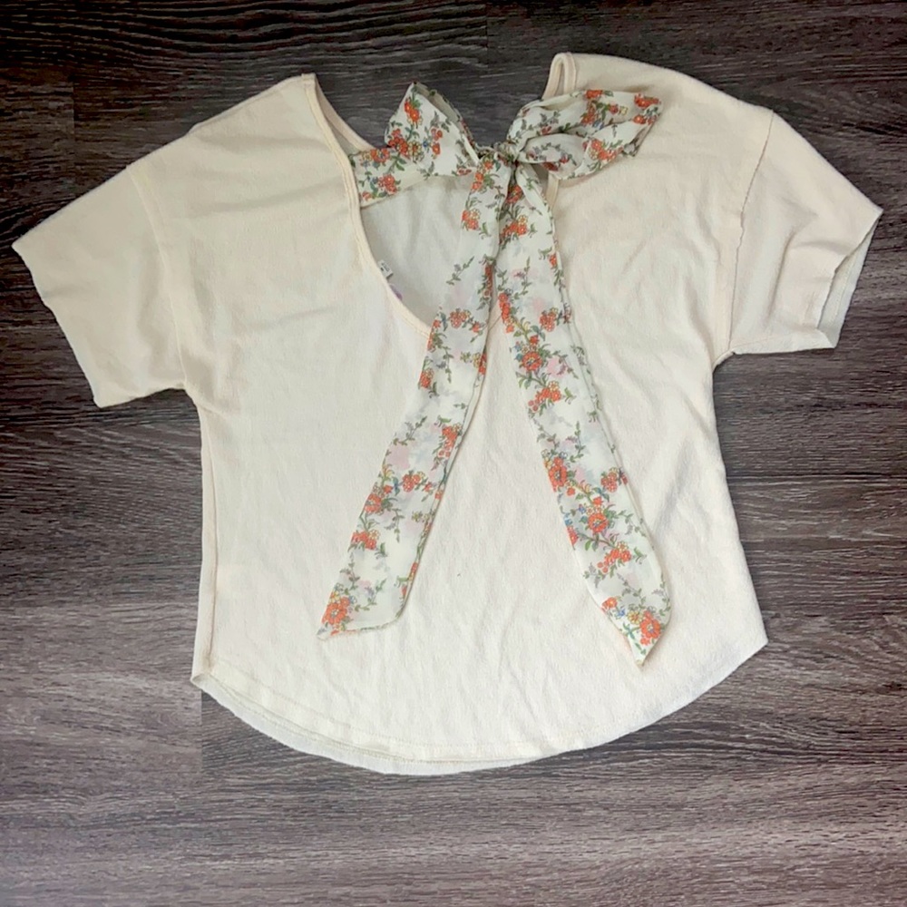 NEW: Cream blouse with fun floral back bow